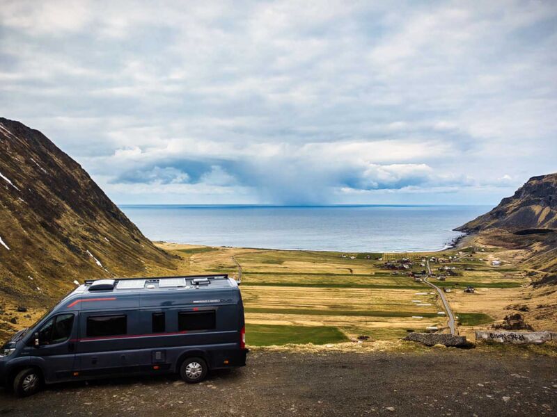 Stellplatz oberhalb von Unstad