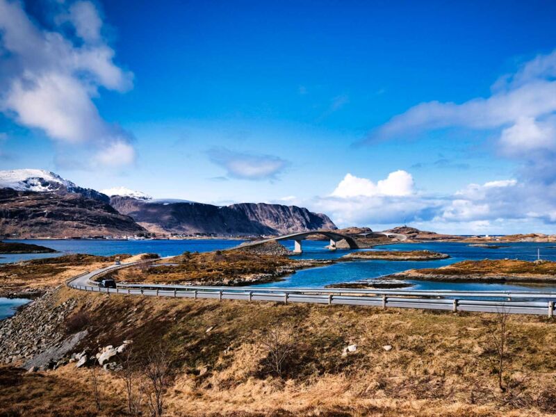 Markante Brücken vor Fredvang