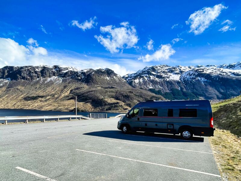 Erster Stellplatz in den Bergen