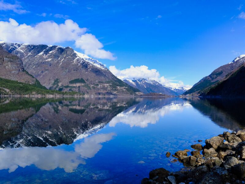 Spiegelung am Sørfjorden